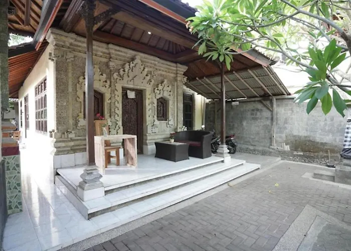 Collection O Near Sampalan Harbour Formerly Griya Nusa Habitación en casa particular